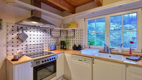 Schwarzwaldhaus Enzkl�sterle