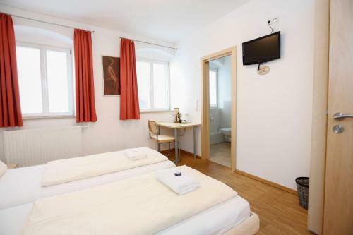 Hostal Altstadtpension Waltner