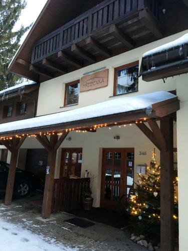 Hostal Chalet H?ebenka