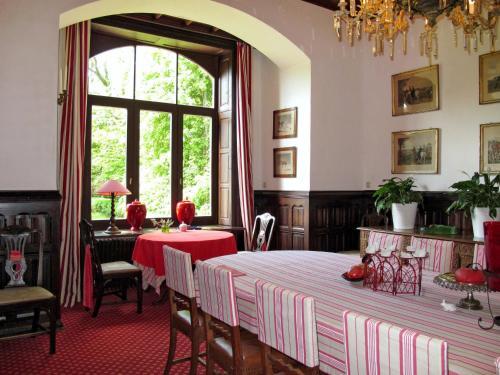 Holiday Home Gut H�rne (wgt200)