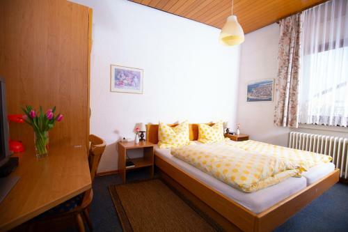 Elim Hotel