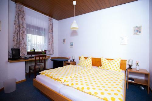 Elim Hotel