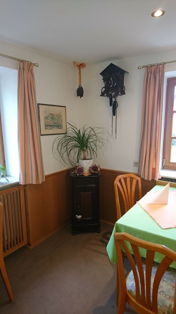 Hostal Pension Landhaus Fischer