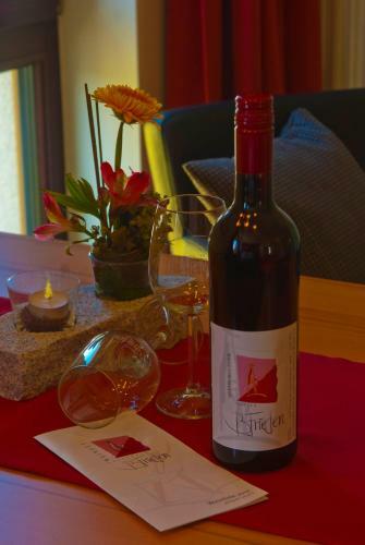 Hostal G�stehaus Und Weingut Bernd Frieden