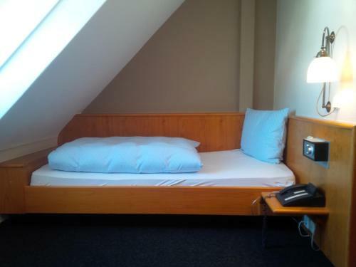 Hotel Consulat Des Weins