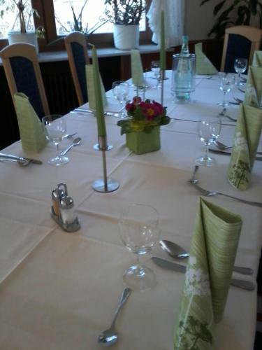 Hostal Waldpension Zum Felsenkeller