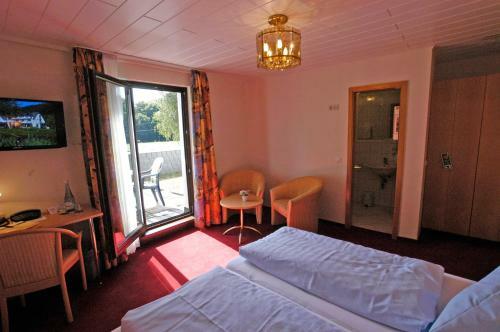 Land-gut-hotel Strand-caf�