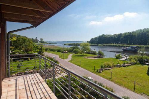 Apartamento Ferienhaus Mit Seeblick An Der See