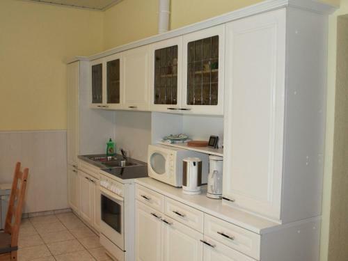 Charming Apartment In Stabelow With Garden