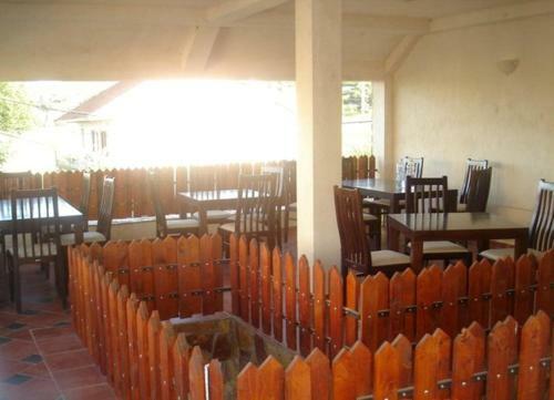 Hostal Apartments Dan Dar
