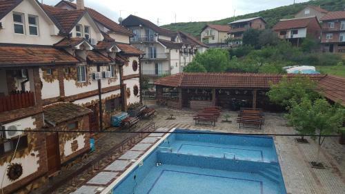 Hostal Apartments Dan Dar