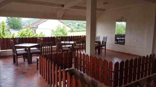 Hostal Apartments Dan Dar