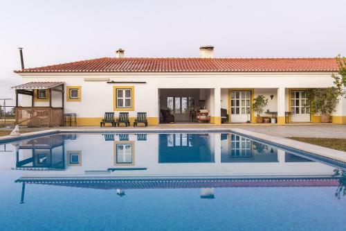 Hostal Monte Mac�rio Alojamento Local