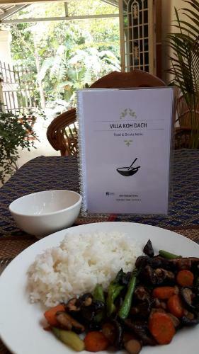 Hostal Villa Koh Dach
