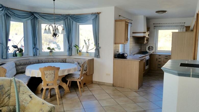 Hostal Hotel-pension Haus Hubertus