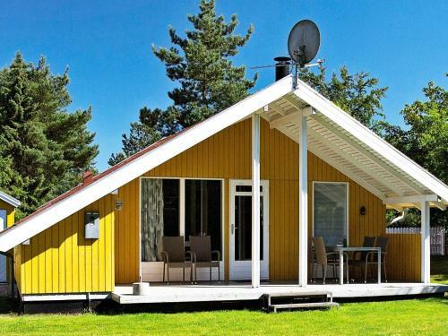 Three-bedroom Holiday Home In H�jslev 7