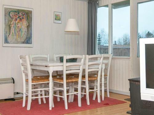 Holiday Home Glesborg X