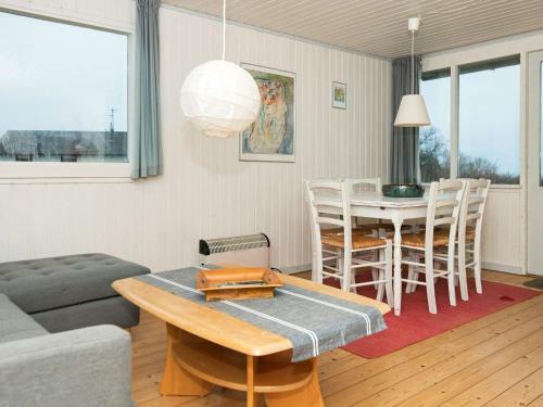 Holiday Home Glesborg X