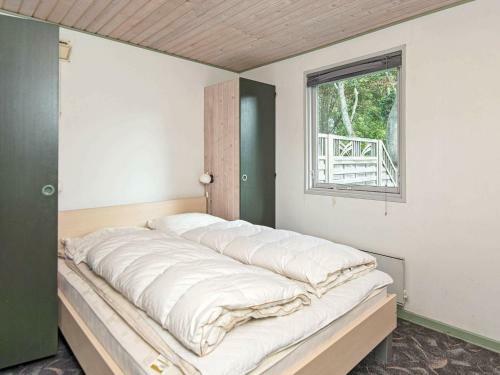 Three-bedroom Holiday Home In �rsted 1