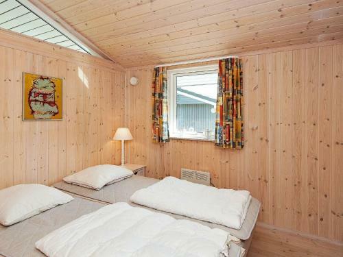 Two-bedroom Holiday Home In Pr�ssebo