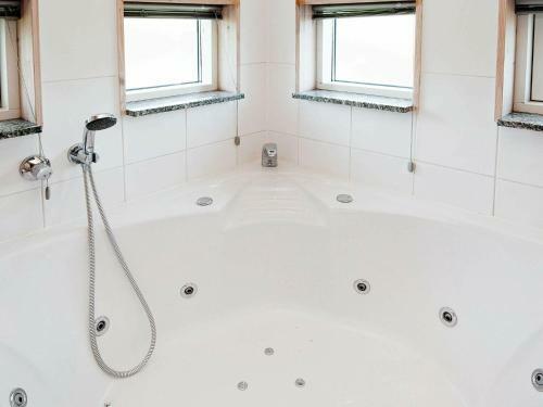 Two-bedroom Holiday Home In Pr�ssebo