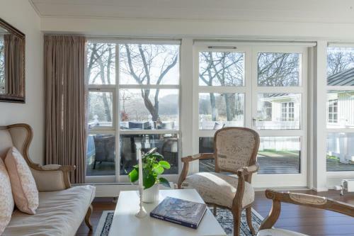 Knudhule Badehotel