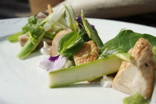Lyng Dal Hotel Og Restaurant