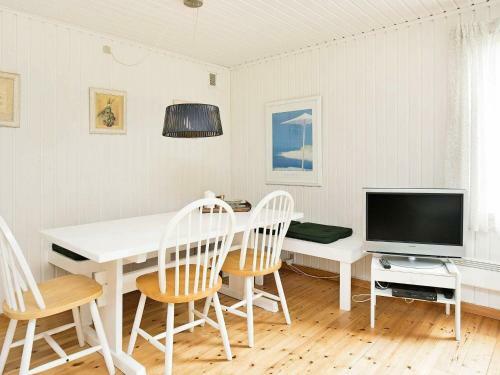 Holiday Home Guldkl�verstien