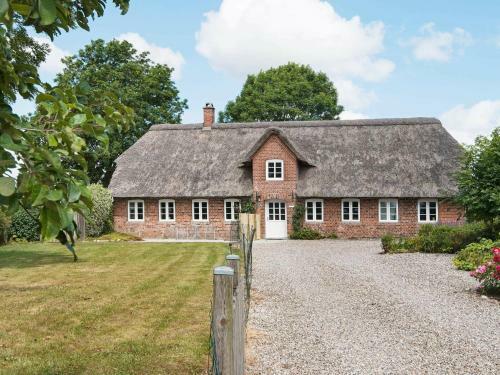 Four-bedroom Holiday Home In H�jer