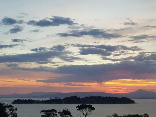 Discover Bruny Island Holiday Accommodation
