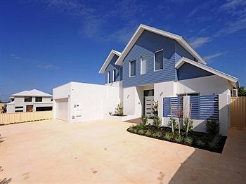 Burns Beach Bed & Breakfast
