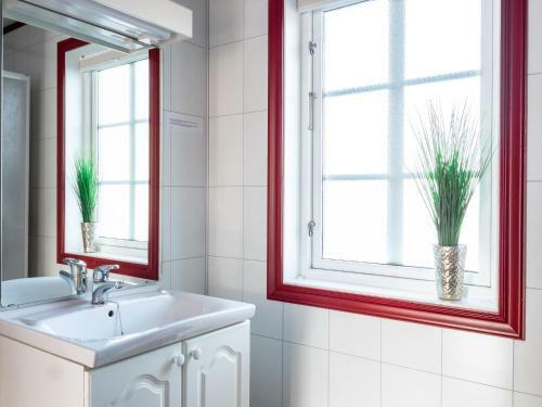 Lyngen Havfiske Og Tursenter