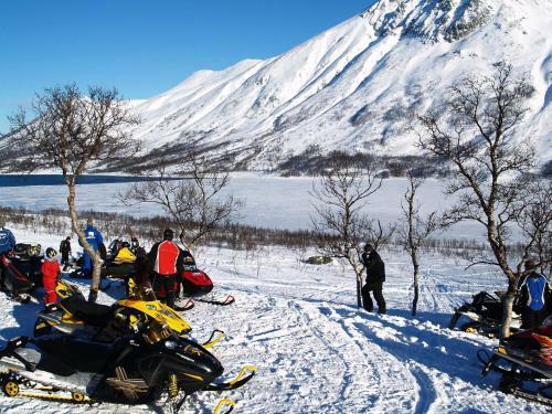 Lyngen Havfiske Og Tursenter