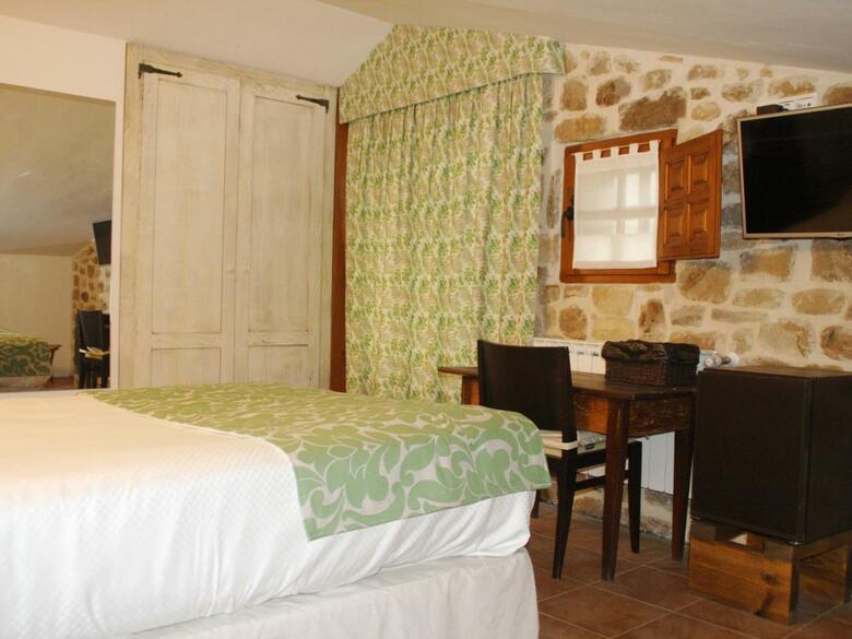 Hotel Posada Trebuesto De Guriezo