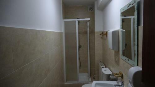 Albergue Hostal Bar Ruiz