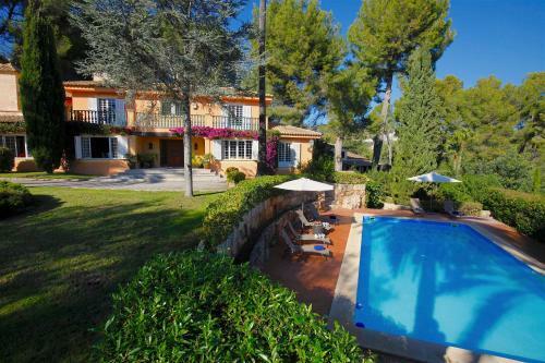Villa Son Vida Home And Golf