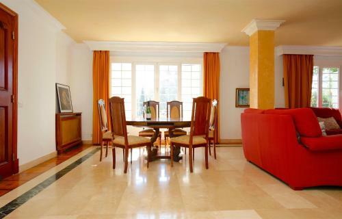 Villa Son Vida Home And Golf