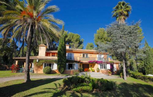 Villa Son Vida Home And Golf