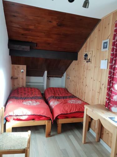 Hostal Gite Edelweiss