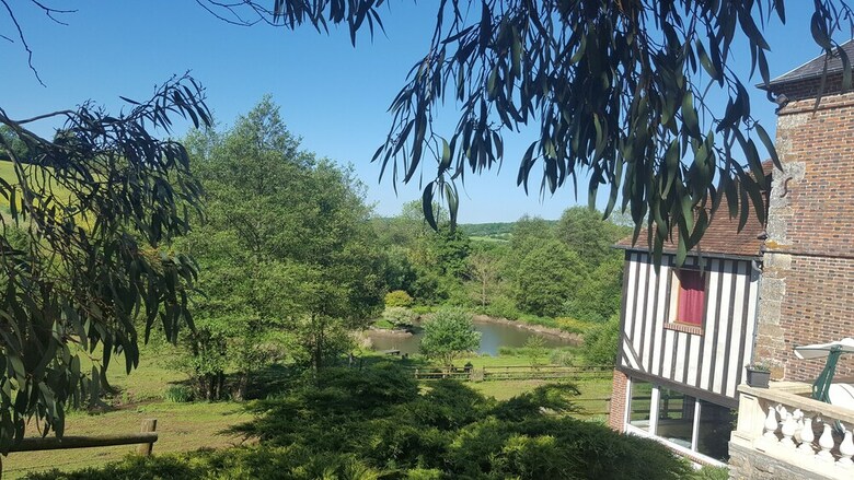 Bed & Breakfast Camden House And Castle