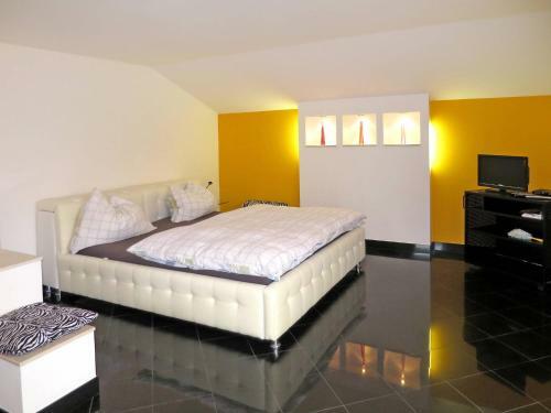 Holiday Home Haus Pointner (tse400)