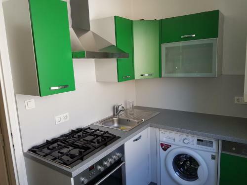Govienna Bright River Apartment