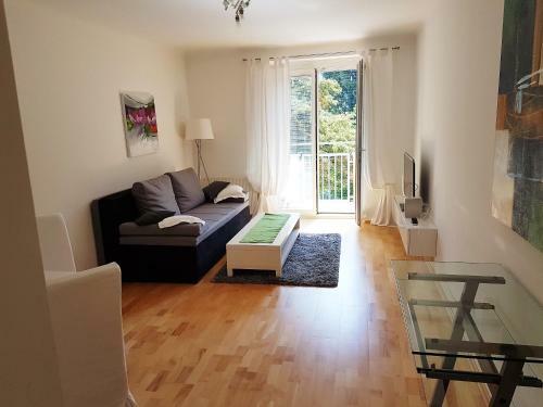 Govienna Bright River Apartment