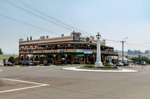 Bank Hotel Dungog