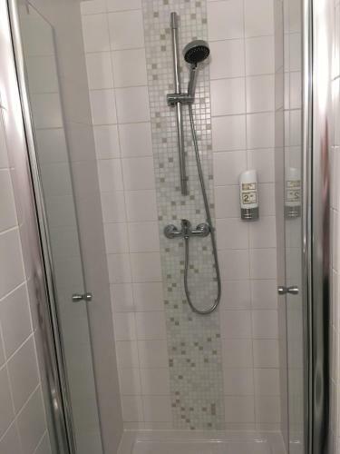 Hostal Ch-hotel Luka Budget