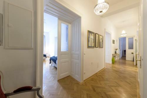 Apartamento Senator Suite Stephansplatz By Welcome2vienna