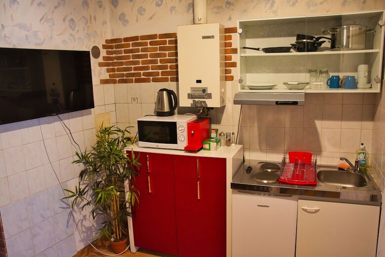 Ea Hotels (best Apartments)