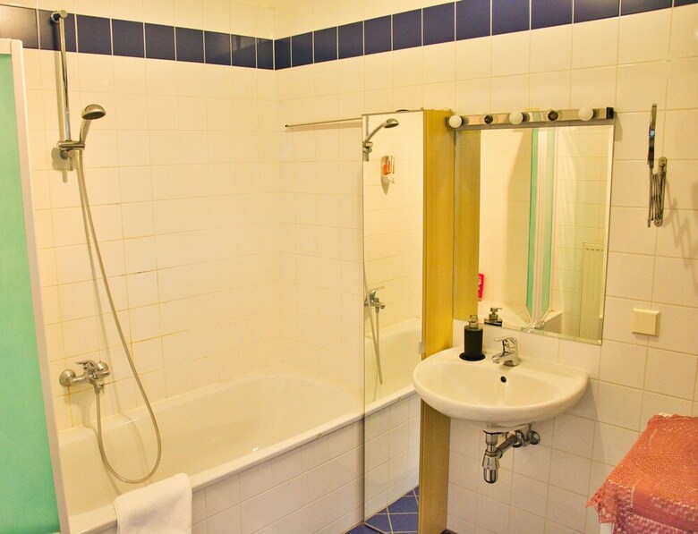 Ea Hotels (best Apartments)