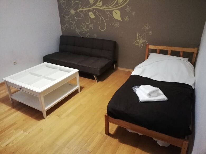Ea Hotels (best Apartments)