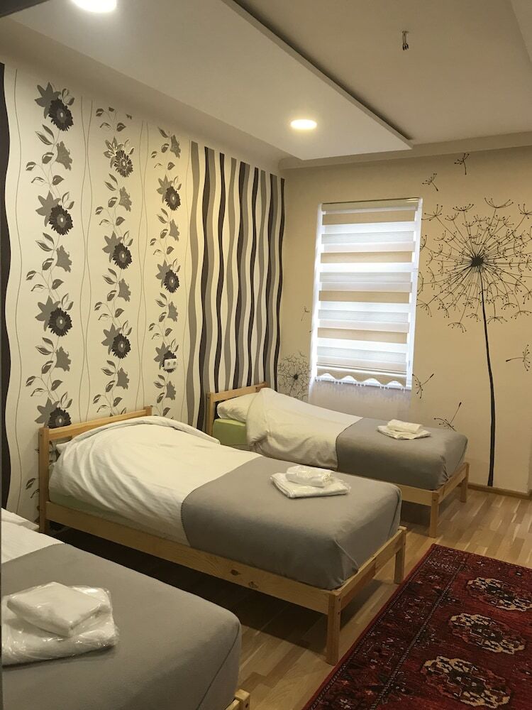 Ea Hotels (best Apartments)